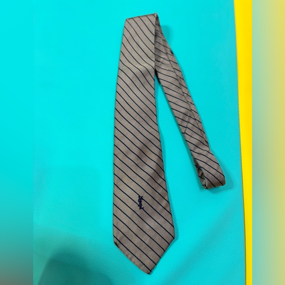 Yves‎ Saint Laurent Vintage Tie - Picture 7 of 8